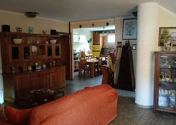 Per Famiglia Villa Fontane Bianche